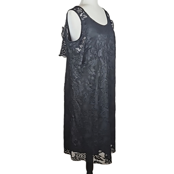 Chic Soul Fleece Lined Black Lace Cold Shoulder Midi Shift Dress, 1XL - Picture 6 of 8